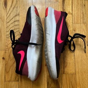 Nike flex pink and black running shoes 7.5